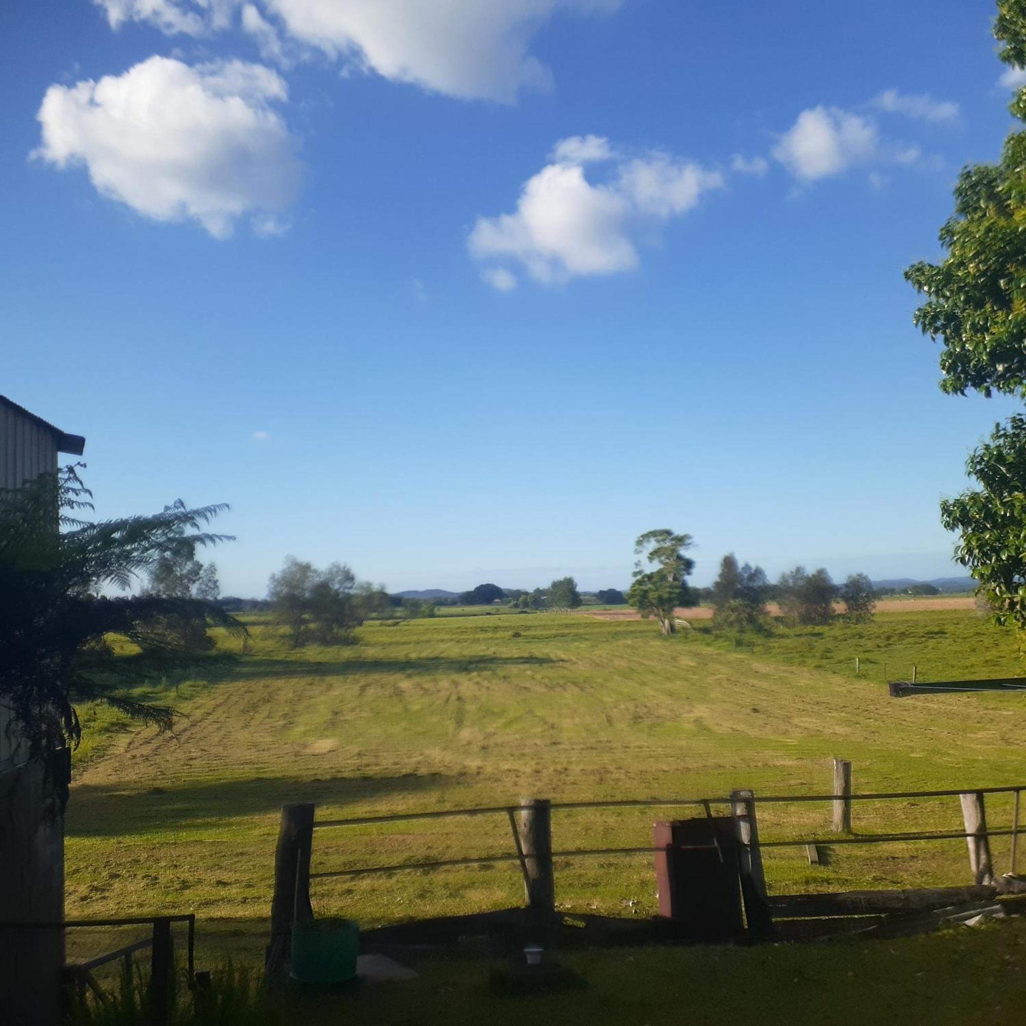 Quiet Property By The River Bed & Breakfast Kempsey Eksteriør bilde